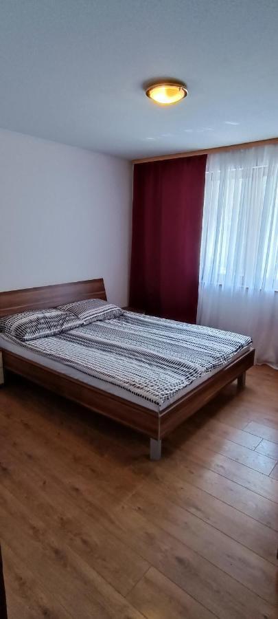 Galesic Apartments & Rooms Korenica Esterno foto