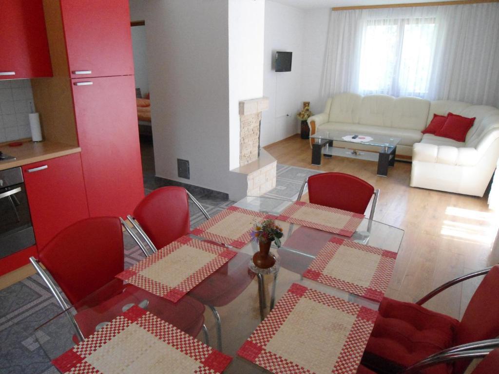 Galesic Apartments & Rooms Korenica Camera foto
