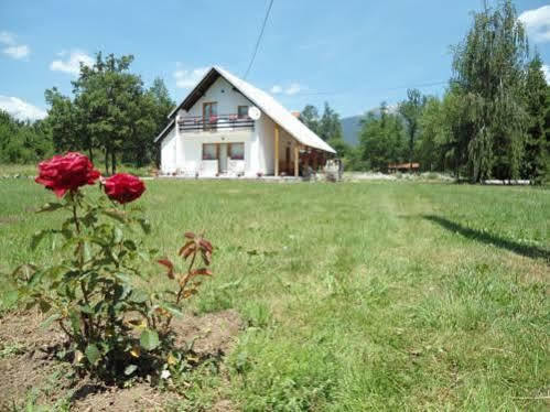 Galesic Apartments & Rooms Korenica Esterno foto
